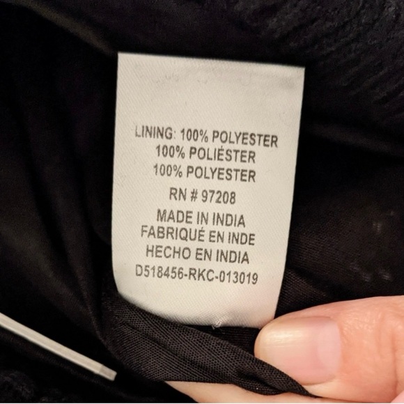 Danielle Nicole NWT Macrame Crossbody Black Fringe Handbag - Picture 15 of 15